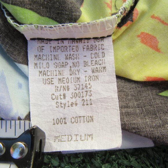 Hilo Hattie Cal-Nev-Ha Black Floral Hawaiian Shirt Men's Size Medium - Picture 5 of 5